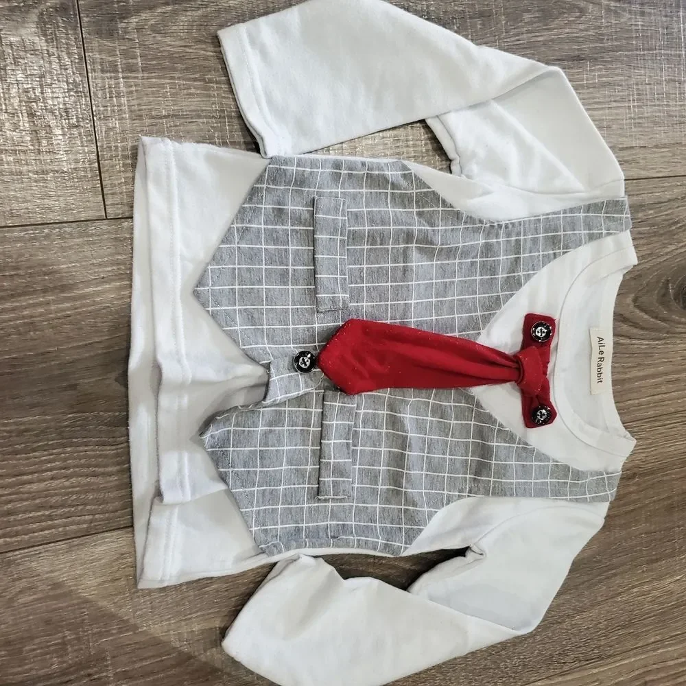 Boys Suit Outfit Size 4 Fashion Tie Outfit Tee Long Sleeve and Long Pants Gray